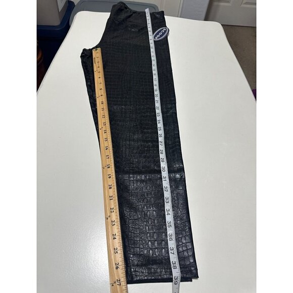 Scoop Faux Leather Embossed Croc Leggings Size XL 16-18 NWT - Picture 7 of 7
